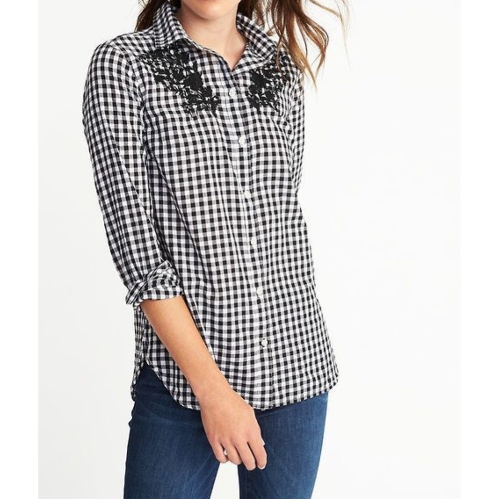 Old Navy sz L Womens Gingham Plaid Embroider Button Classic Shirt Check Cottage